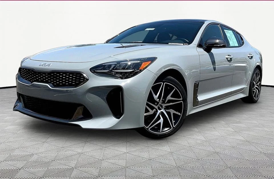 2022 Kia Stinger - Image 4 of 17