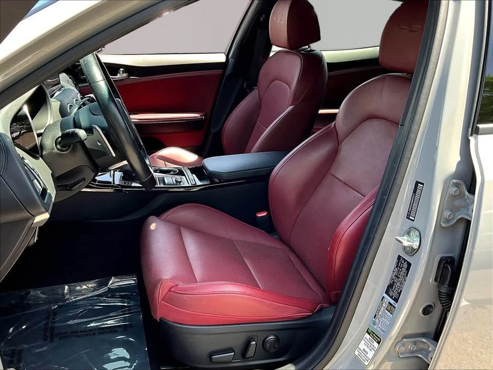 2022 Kia Stinger - Image 12 of 17