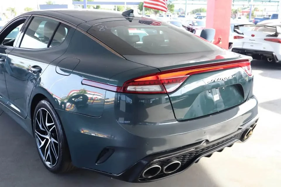 2022 Kia Stinger - Image 6 of 19