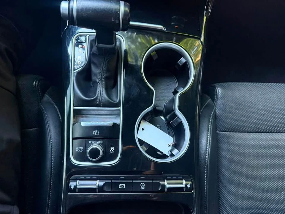 2022 Kia Stinger - Image 16 of 20