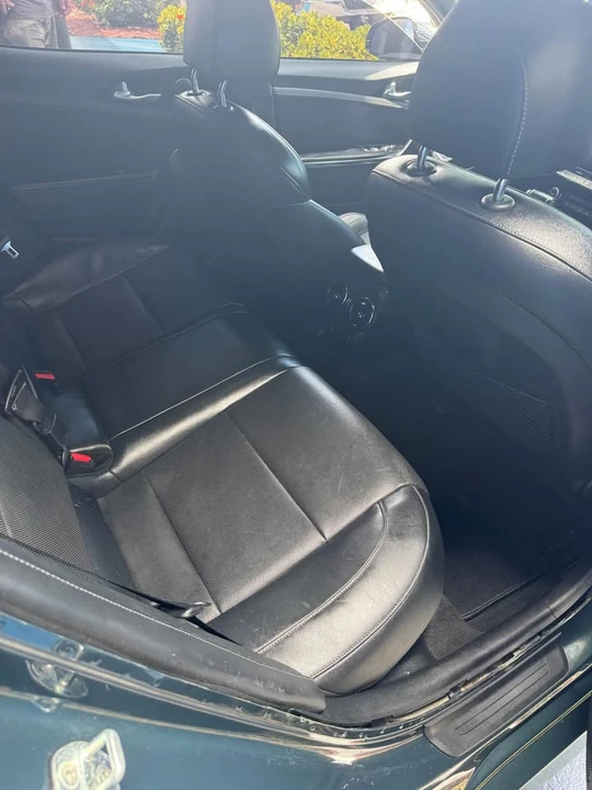2022 Kia Stinger - Image 11 of 12