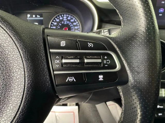 2022 Kia Stinger - Image 16 of 21