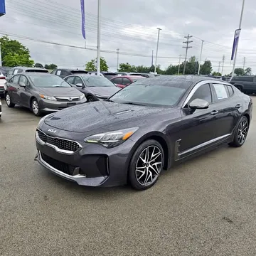 2022 Kia Stinger GT-Line