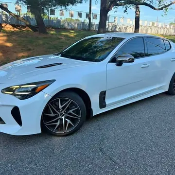 2022 Kia Stinger GT-Line Sedan 4D