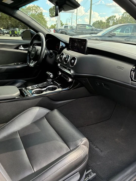 2022 Kia Stinger - Image 19 of 19