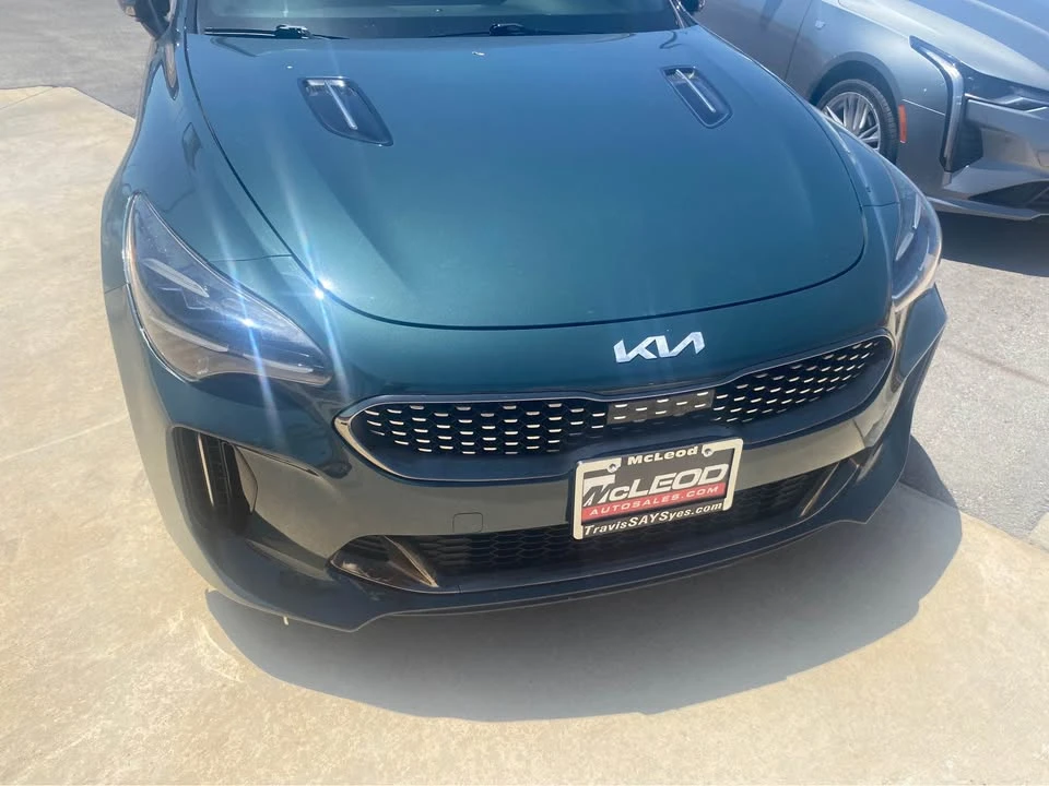 2022 Kia Stinger GT - Image 2 of 2