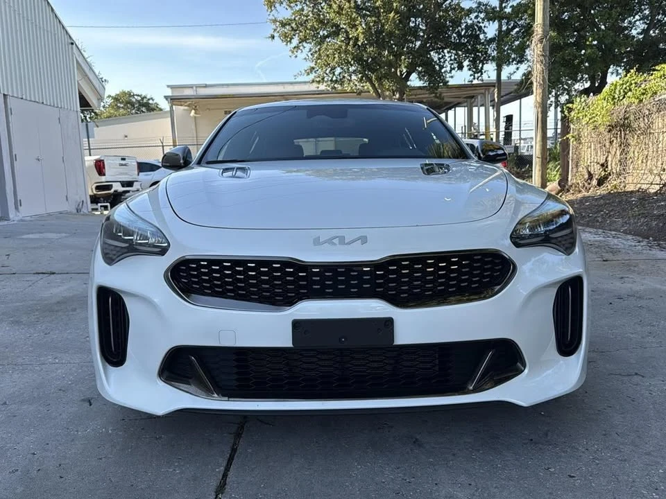 2022 Kia Stinger - Image 10 of 20