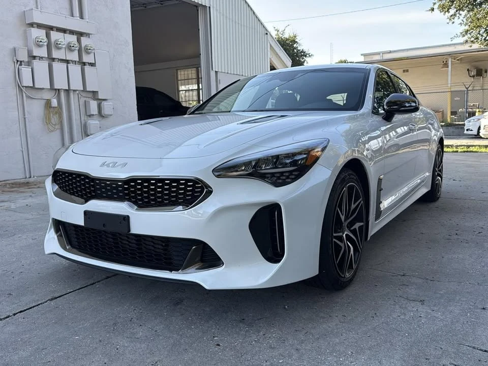 2022 Kia Stinger - Image 9 of 20