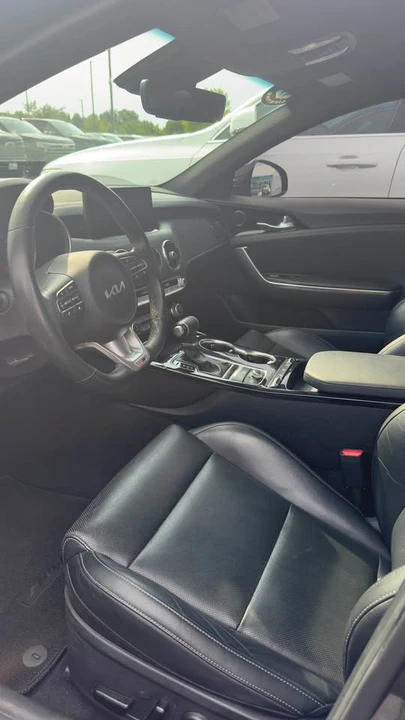 2022 Kia Stinger GT - Image 8 of 8