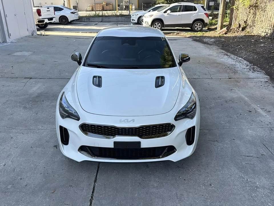 2022 Kia Stinger - Image 2 of 20