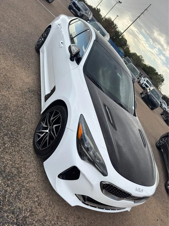2022 Kia Stinger - Image 3 of 4