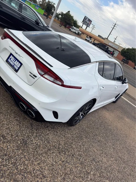 2022 Kia Stinger - Image 4 of 4