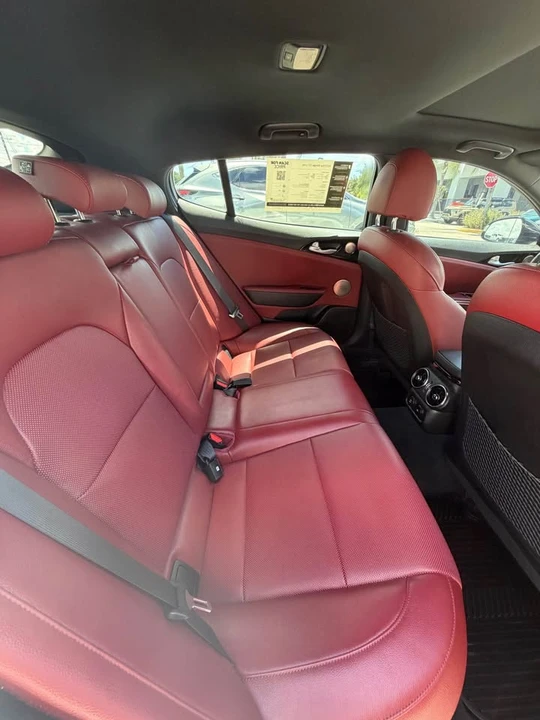 2022 Kia Stinger - Image 6 of 11