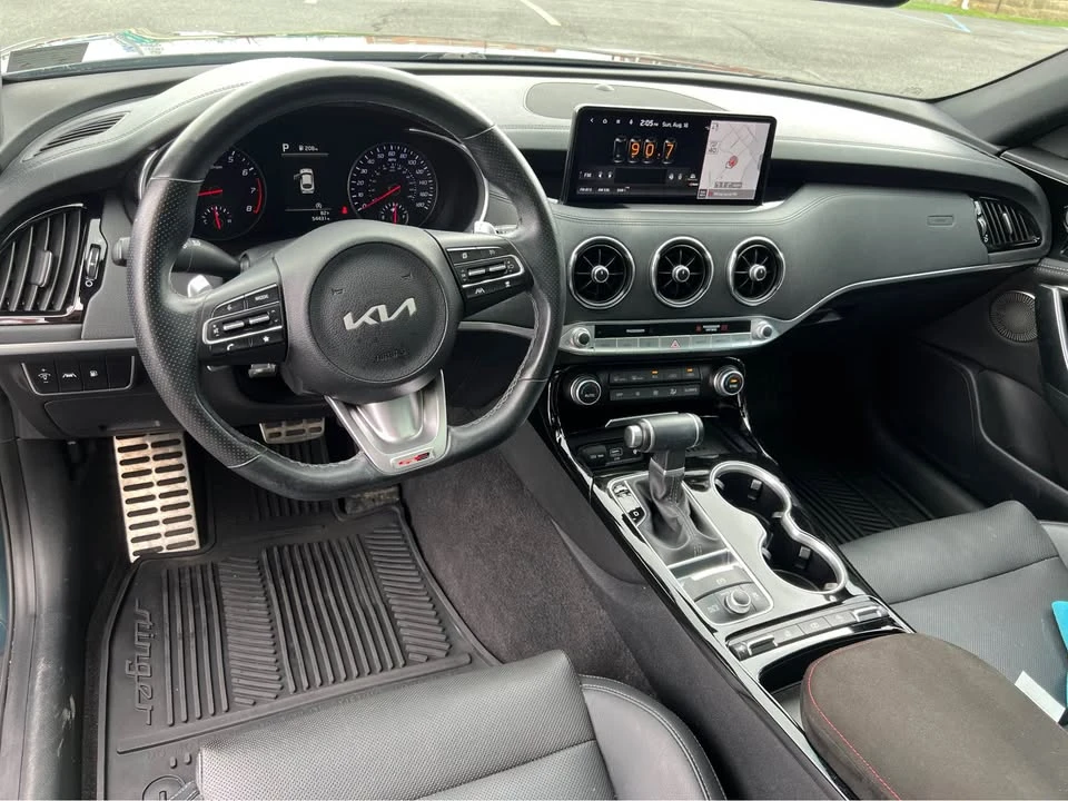2022 Kia Stinger - Image 6 of 9