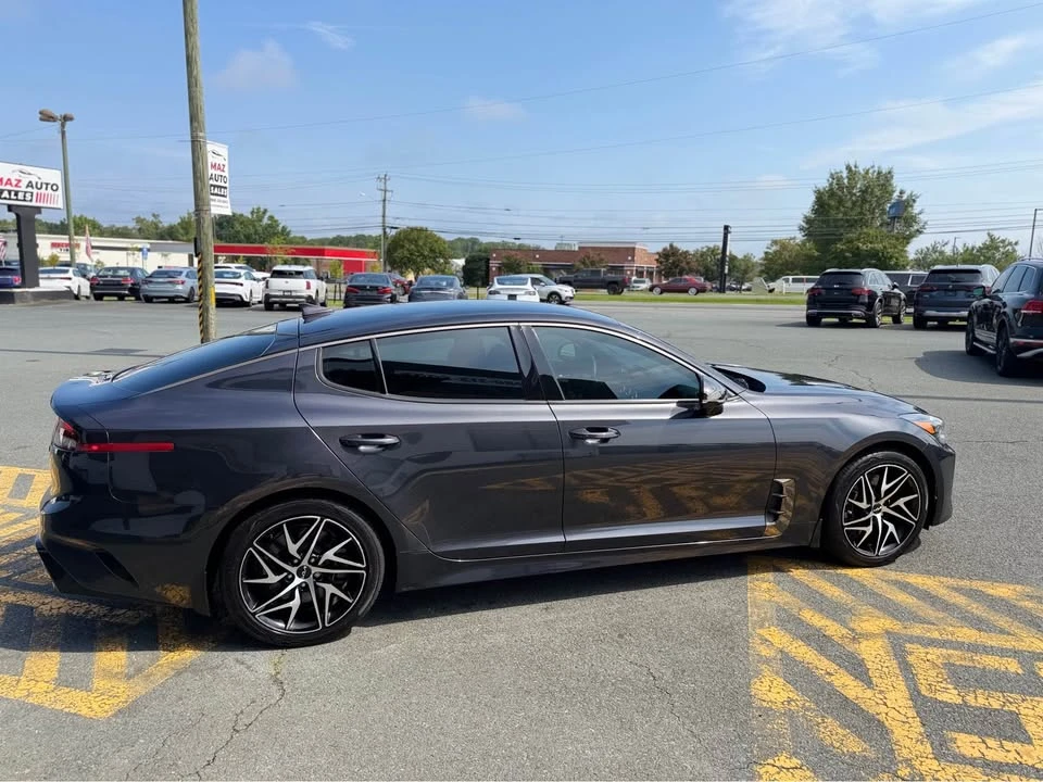 2022 Kia Stinger - Image 4 of 20