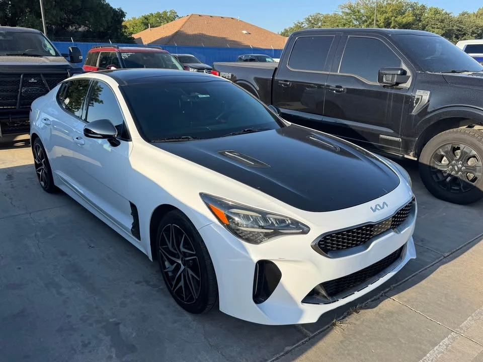 2022 Kia Stinger - Image 3 of 9
