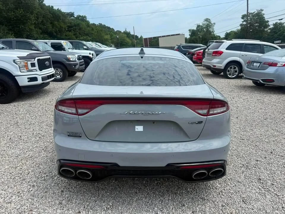 2022 Kia Stinger - Image 8 of 17