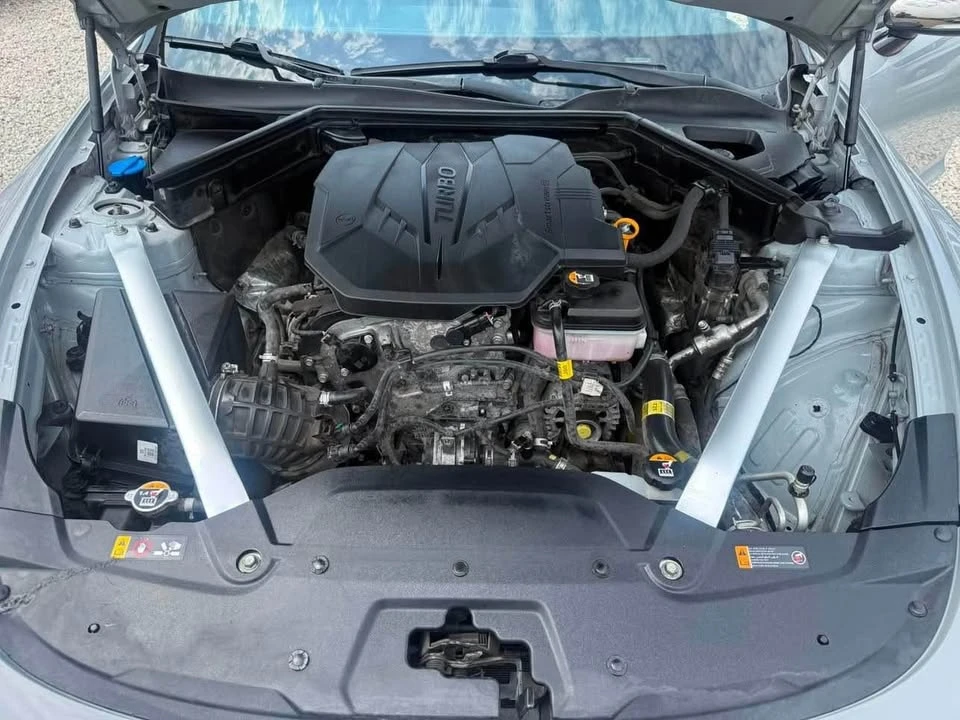 2022 Kia Stinger - Image 17 of 17