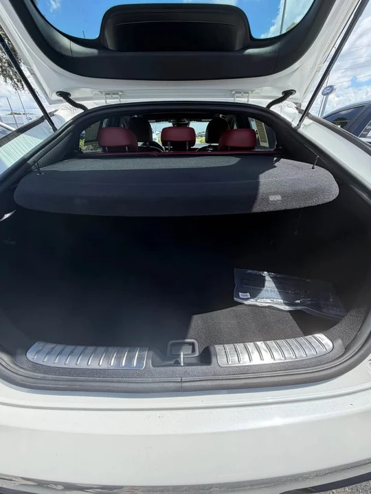 2022 Kia Stinger - Image 10 of 11