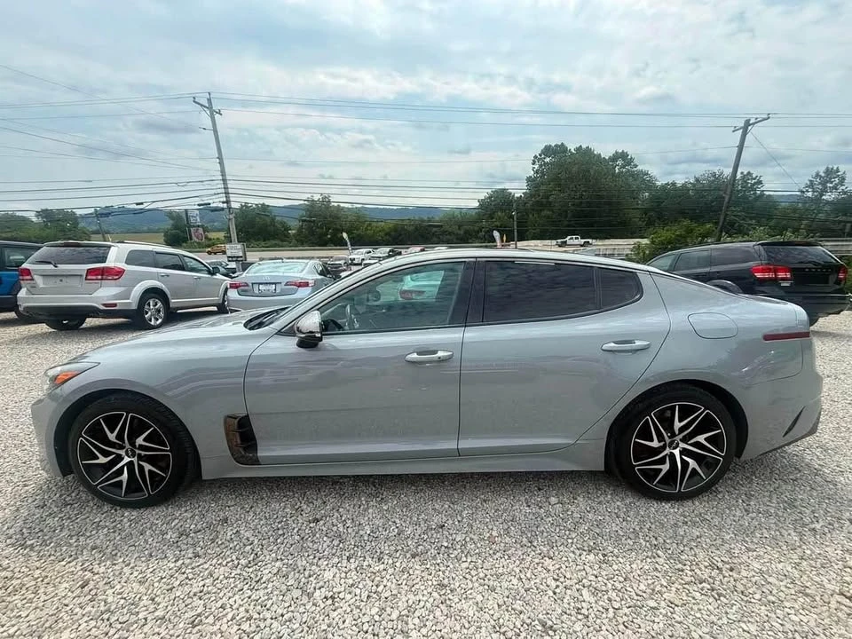 2022 Kia Stinger - Image 6 of 17