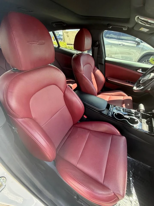 2022 Kia Stinger - Image 8 of 11