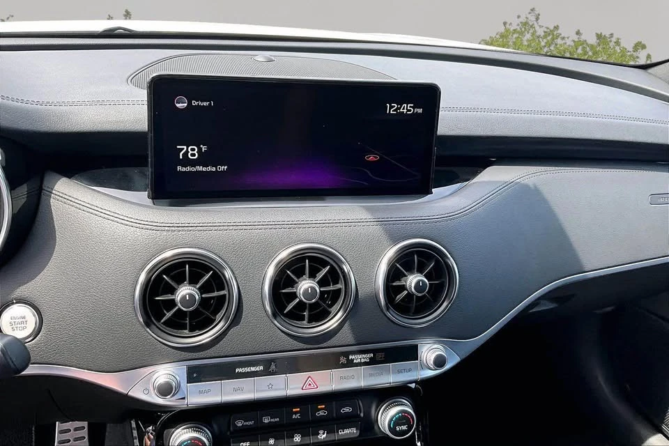 2022 Kia Stinger - Image 6 of 14