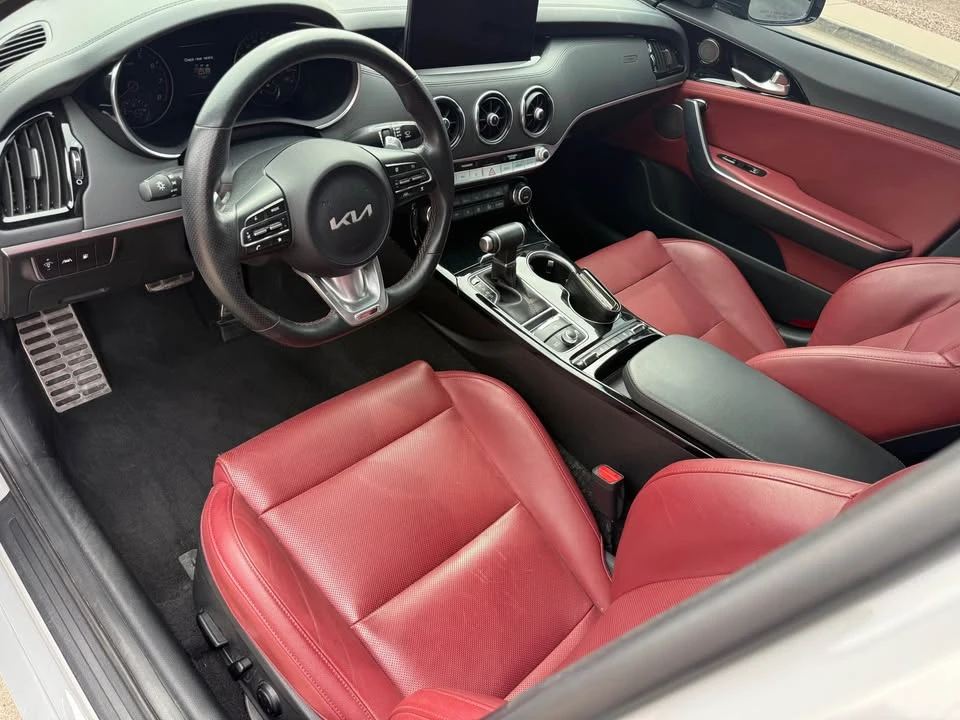 2022 Kia Stinger - Image 5 of 6