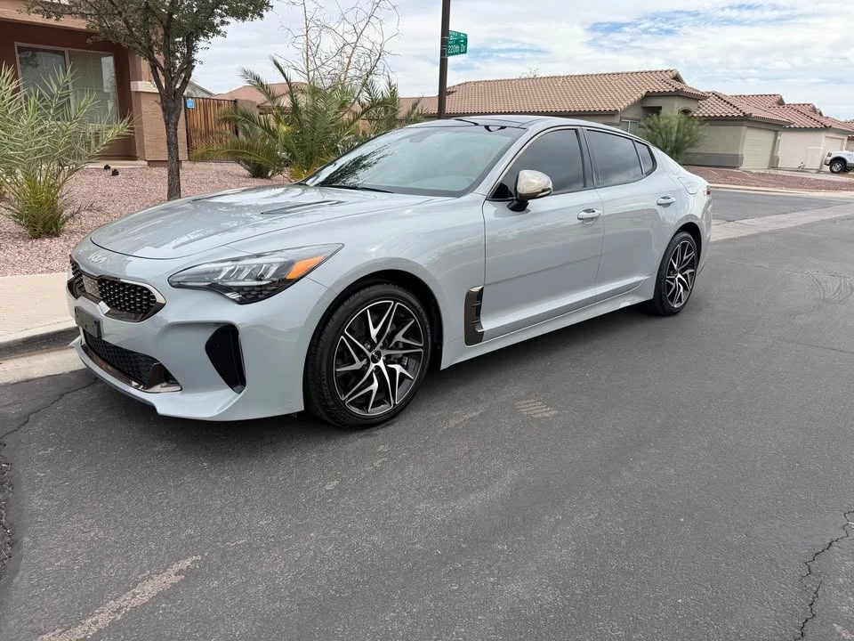 2022 Kia Stinger - Image 2 of 6