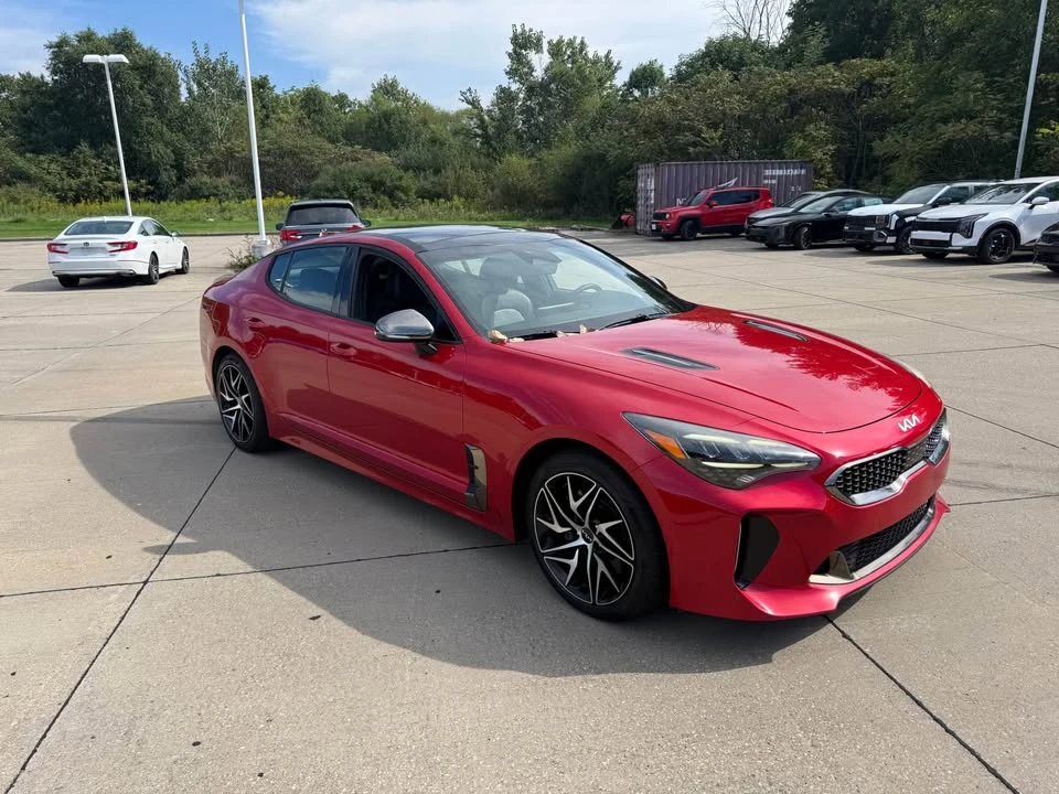 2022 Kia Stinger GT - Image 2 of 4