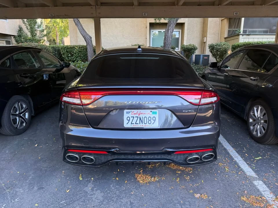 2022 Kia Stinger - Image 2 of 6