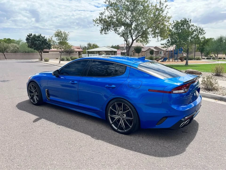 2022 Kia Stinger GT - Image 5 of 10