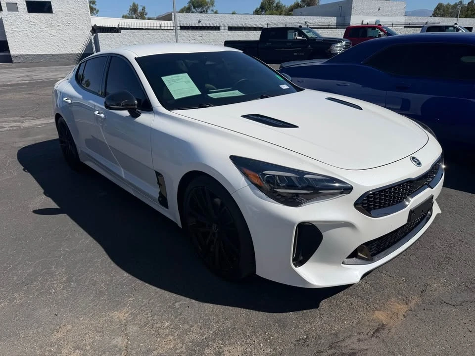 2022 Kia Stinger - Image 2 of 6