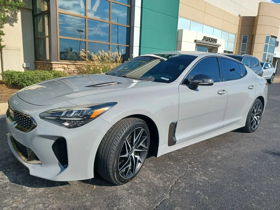 2022 Kia Stinger - Image 2 of 16
