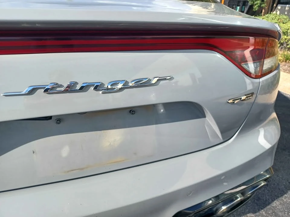 2022 Kia Stinger - Image 9 of 16