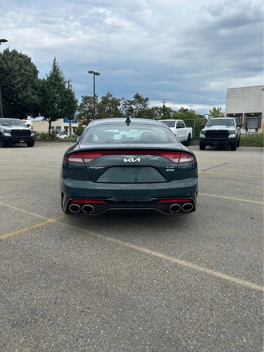 2022 Kia Stinger GT - Image 9 of 9
