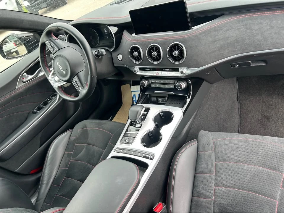 2022 Kia Stinger GT - Image 3 of 9