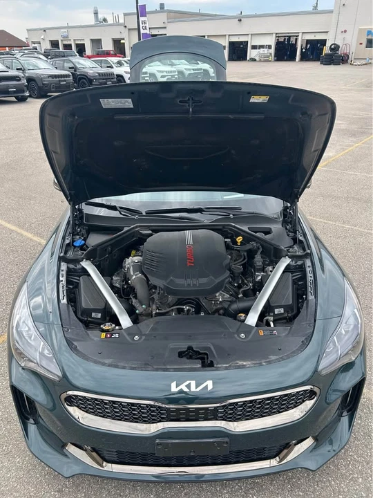 2022 Kia Stinger GT - Image 5 of 9