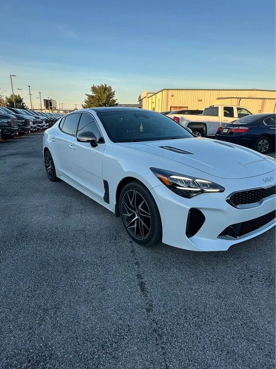 2022 Kia Stinger GT - Image 6 of 11