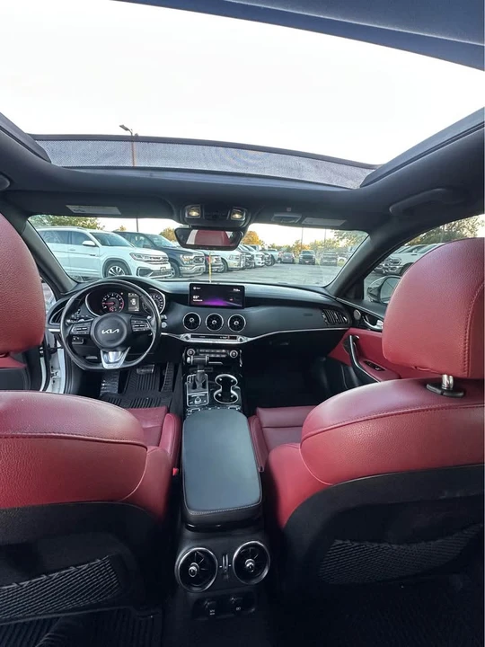 2022 Kia Stinger GT - Image 11 of 11