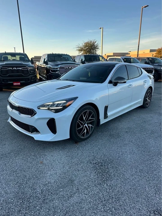 2022 Kia Stinger GT - Image 3 of 11