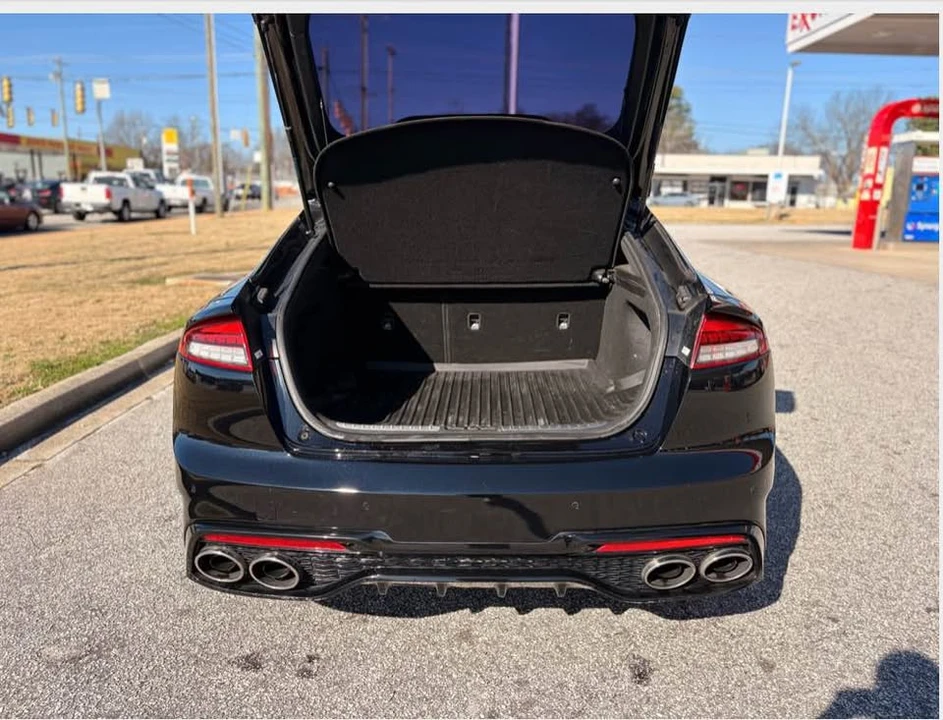 2022 Kia Stinger GT - Image 4 of 11