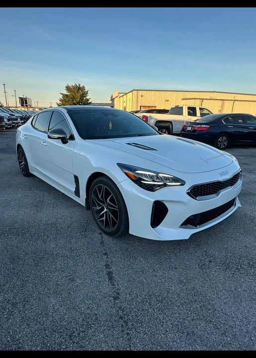 2022 Kia Stinger GT - Image 6 of 10