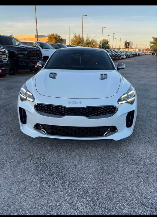 2022 Kia Stinger GT - Image 10 of 10