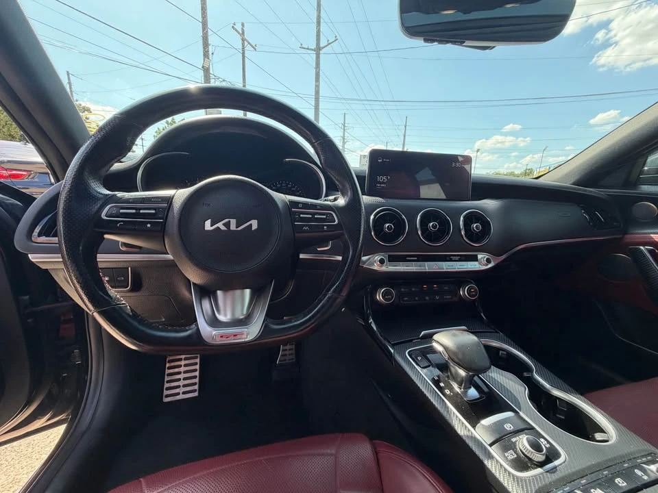 2022 Kia Stinger GT - Image 9 of 10