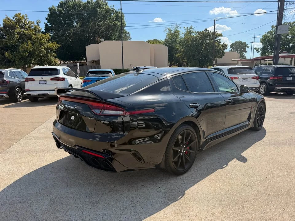 2022 Kia Stinger GT - Image 2 of 10