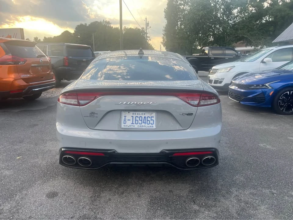 2022 Kia Stinger GT - Image 4 of 9