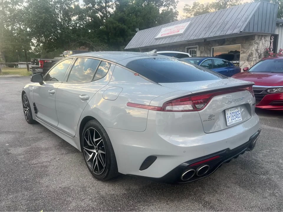 2022 Kia Stinger GT - Image 7 of 9