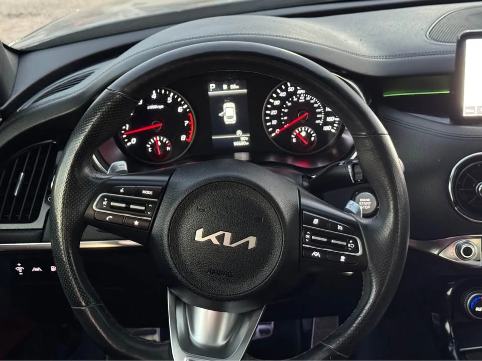 2022 Kia Stinger GT - Image 10 of 10