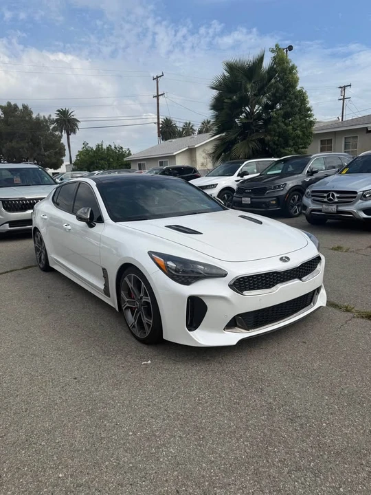 2022 Kia Stinger GT - Image 2 of 9
