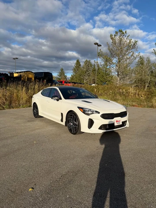 2022 Kia Stinger GT - Image 4 of 13